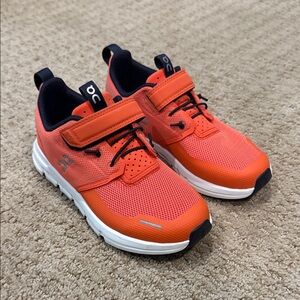 On Running Kids' Unisex Cloudplay Sneakers